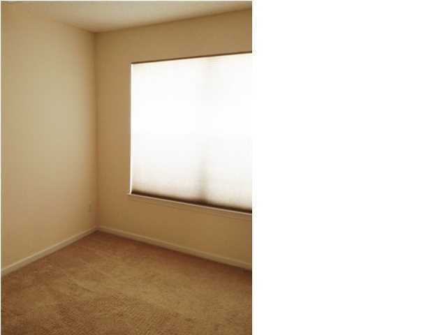 ROLLING PINES - Residential