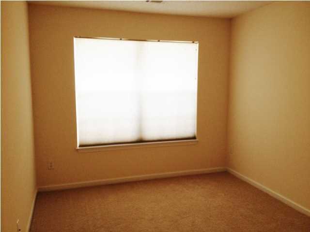 ROLLING PINES - Residential