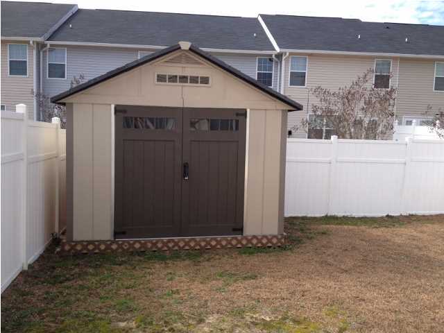 ROLLING PINES - Residential