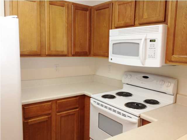 ROLLING PINES - Residential