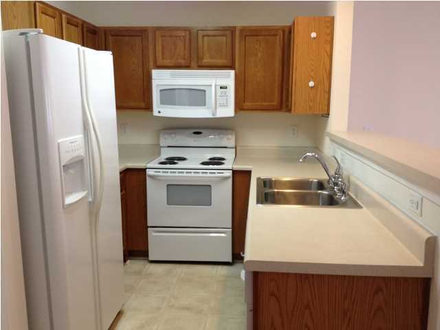 ROLLING PINES - Residential