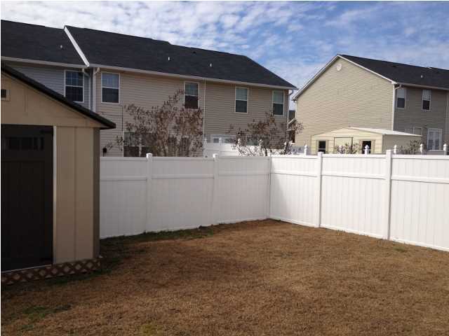 ROLLING PINES - Residential