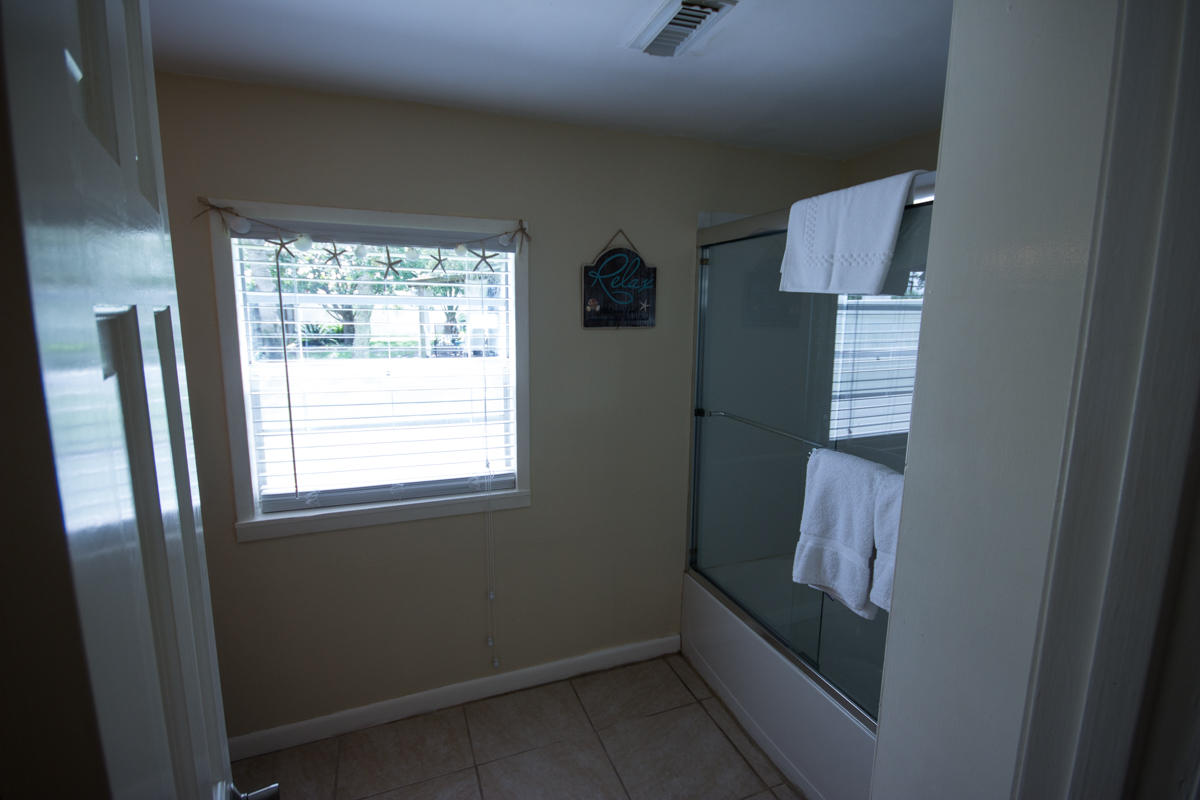 BID-A-WEE BEACH 1ST ADDN - Residential