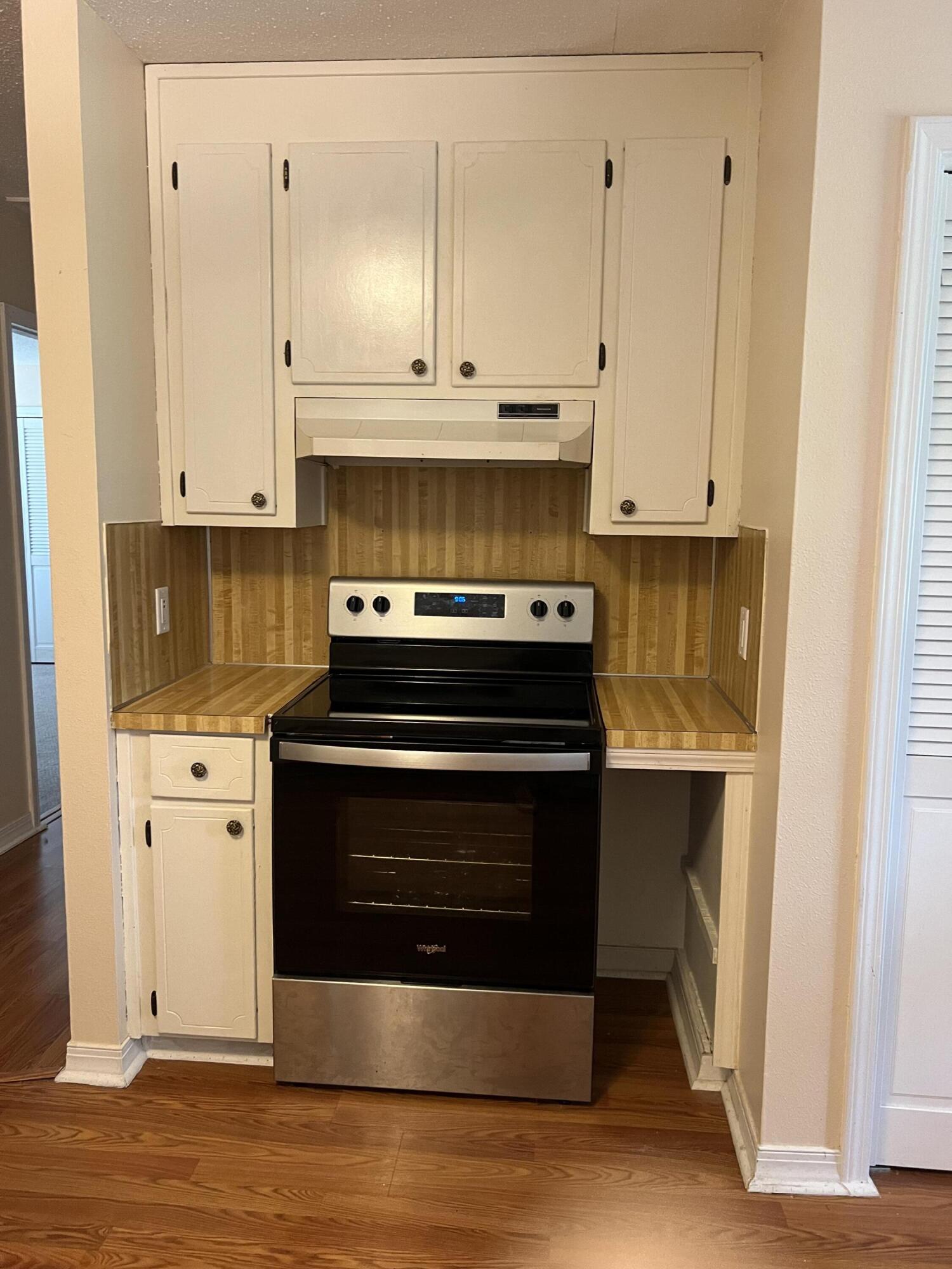 BROADVIEW FARMS - Residential