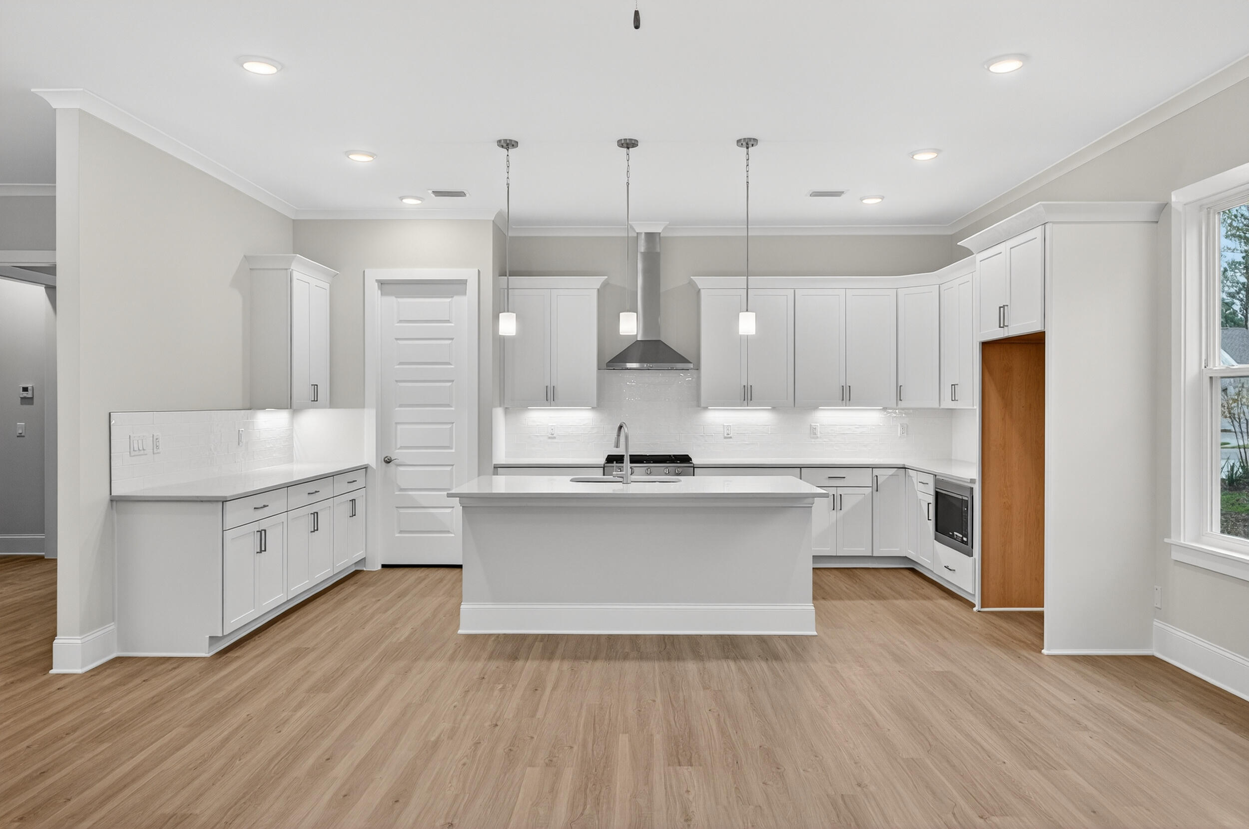 MAGNOLIA BAY ESTATES - Residential