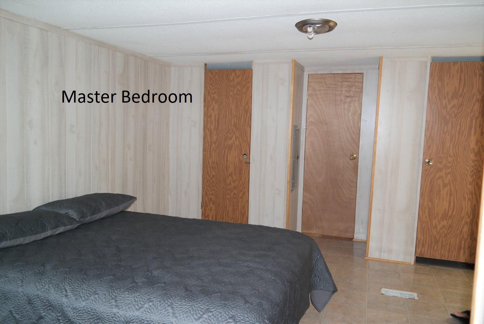 MALLARD CREEK UNREC - Residential