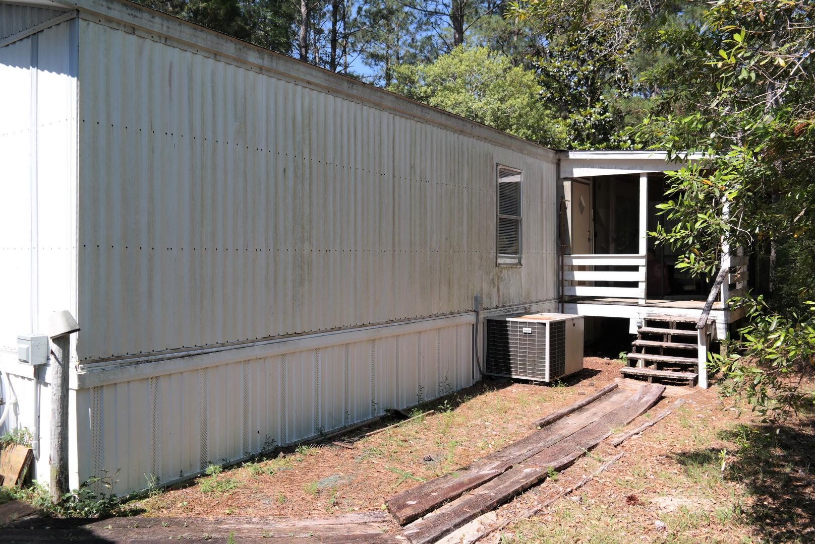 MALLARD CREEK UNREC - Residential