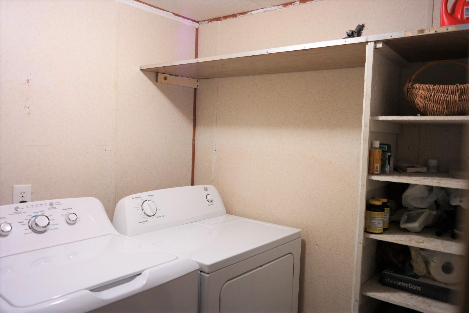 MALLARD CREEK UNREC - Residential