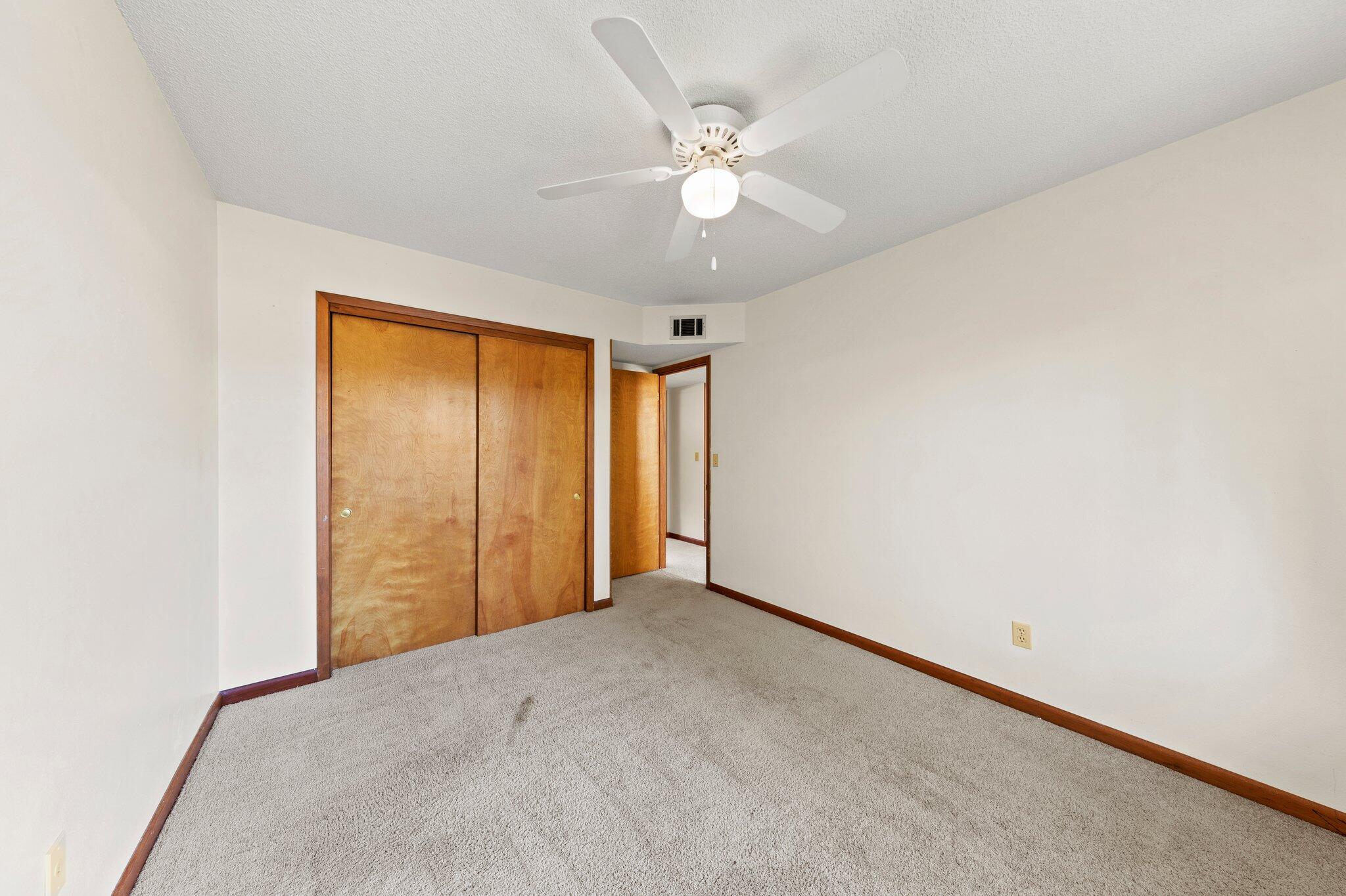 CEDAR RIDGE - Residential Lease