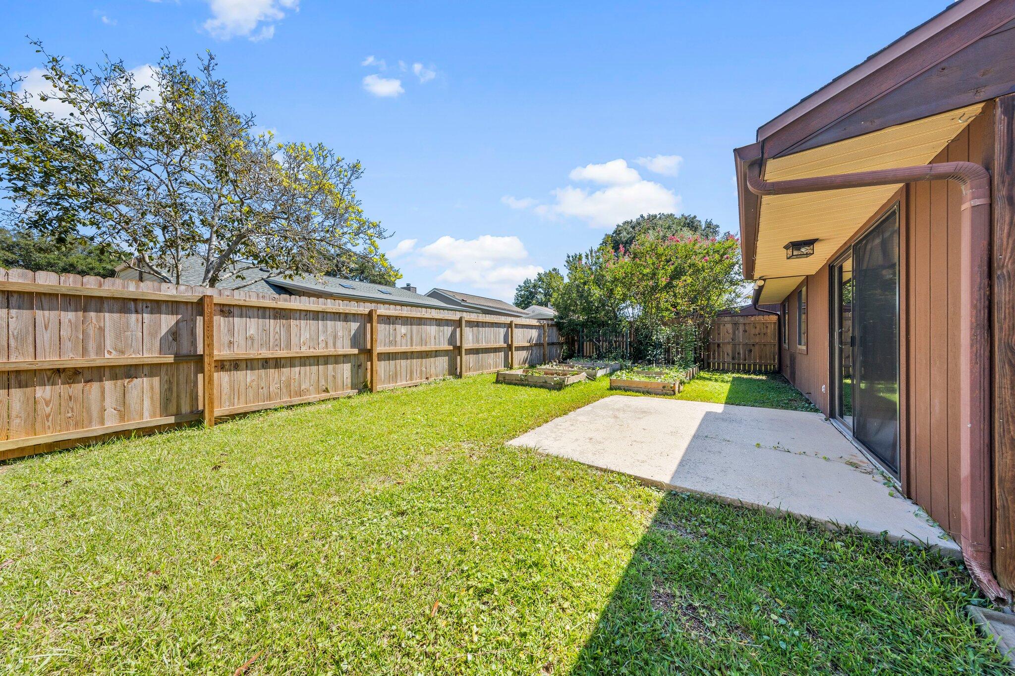 CEDAR RIDGE - Residential Lease