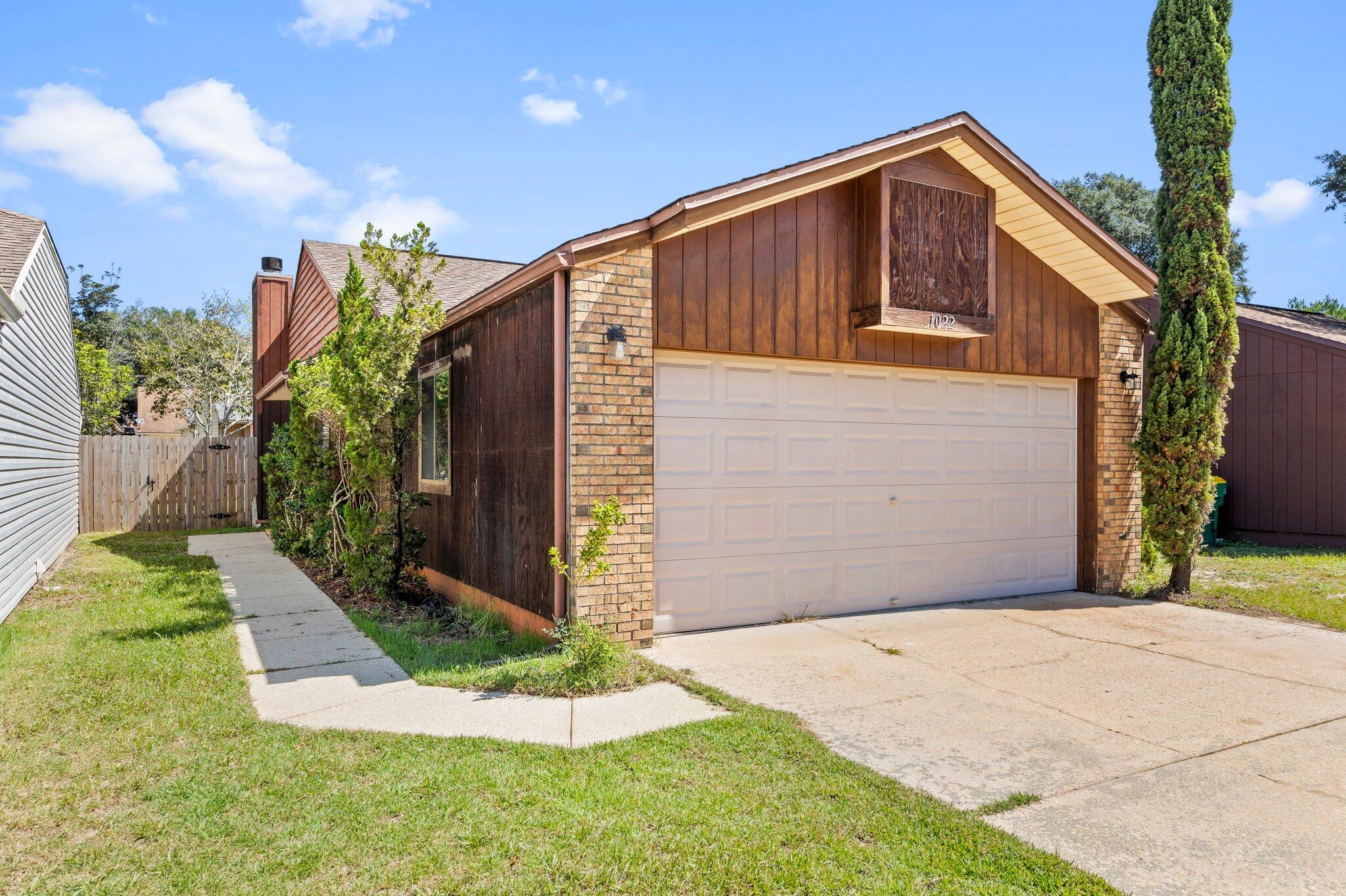 CEDAR RIDGE - Residential Lease