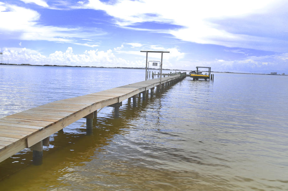 PRITCHARD POINT - Residential