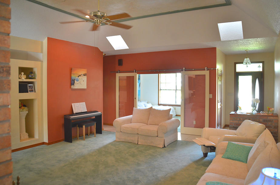 PRITCHARD POINT - Residential