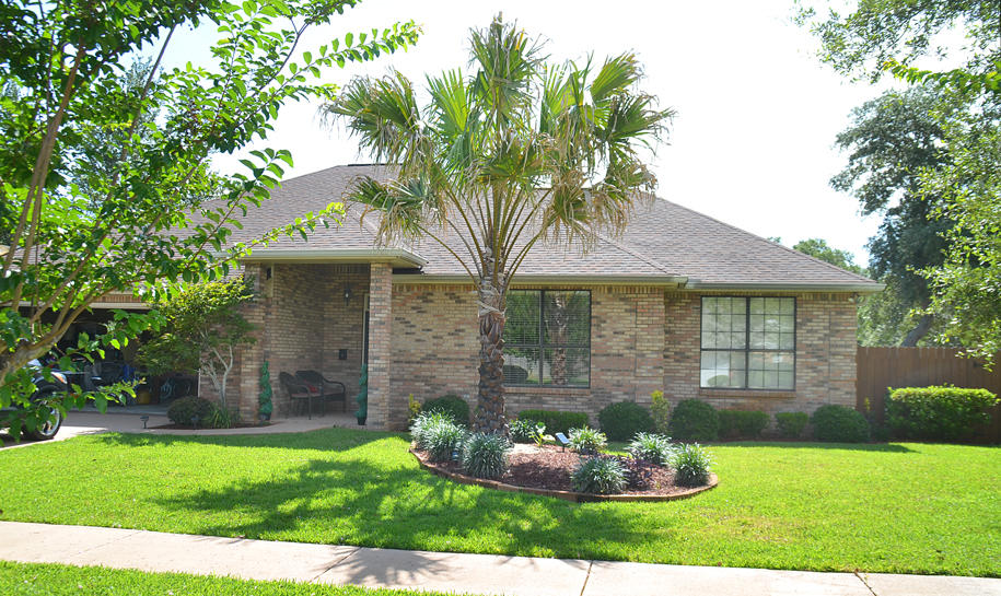 PRITCHARD POINT - Residential