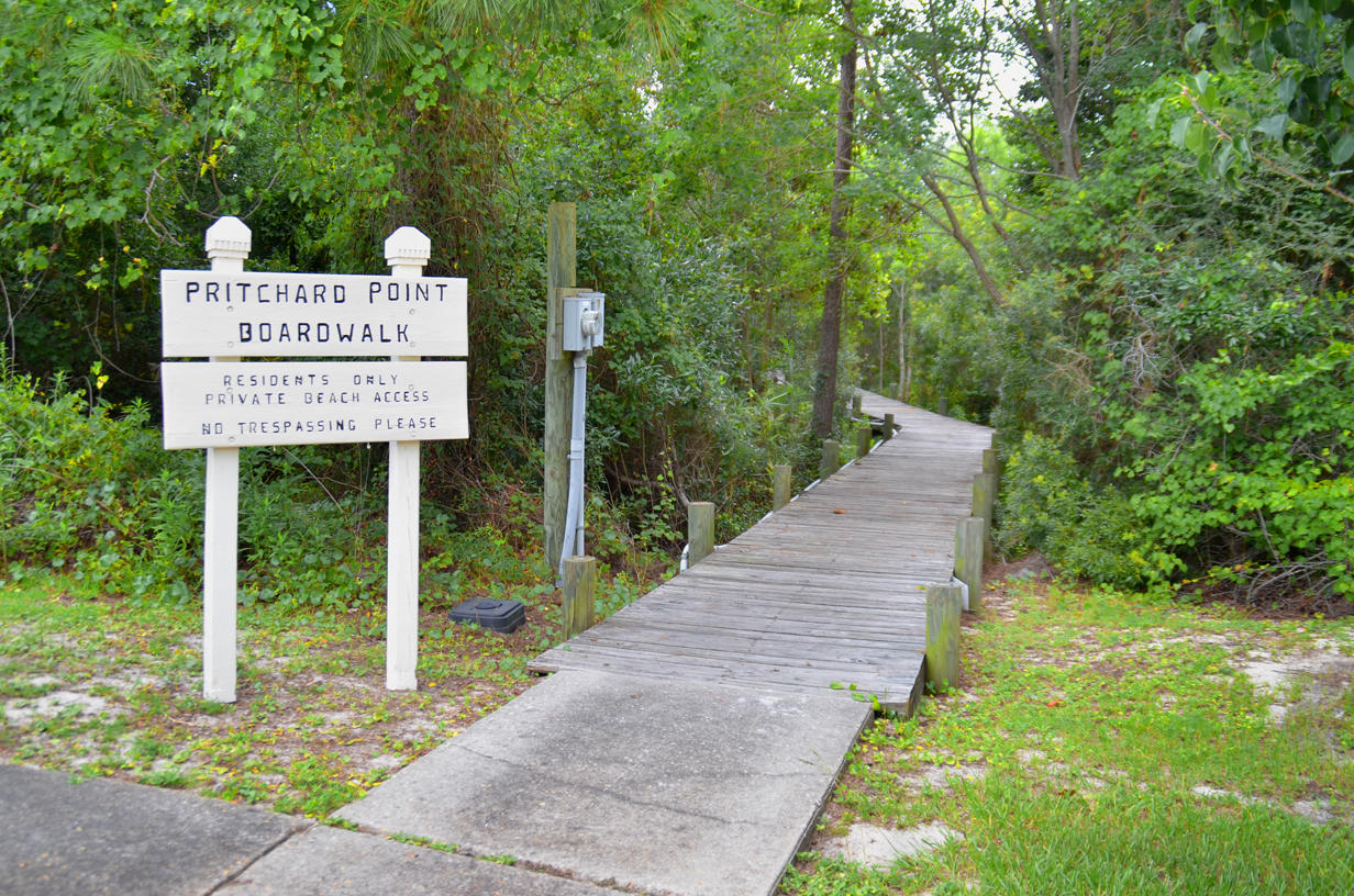 PRITCHARD POINT - Residential