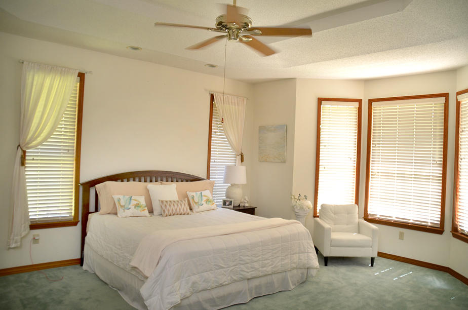 PRITCHARD POINT - Residential