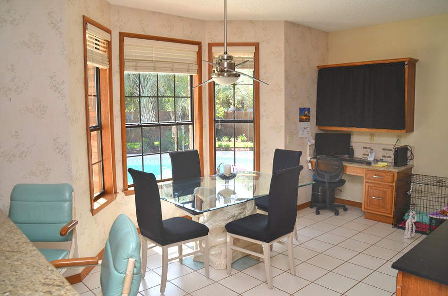 PRITCHARD POINT - Residential