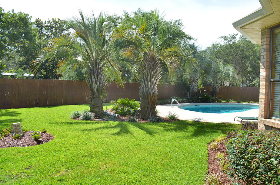 PRITCHARD POINT - Residential