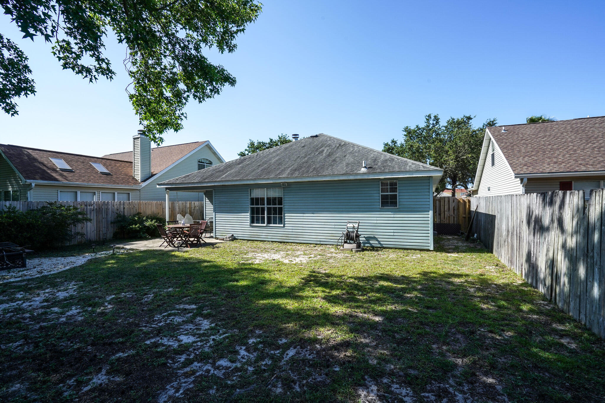 AZALEA GARDENS DESTIN - Residential