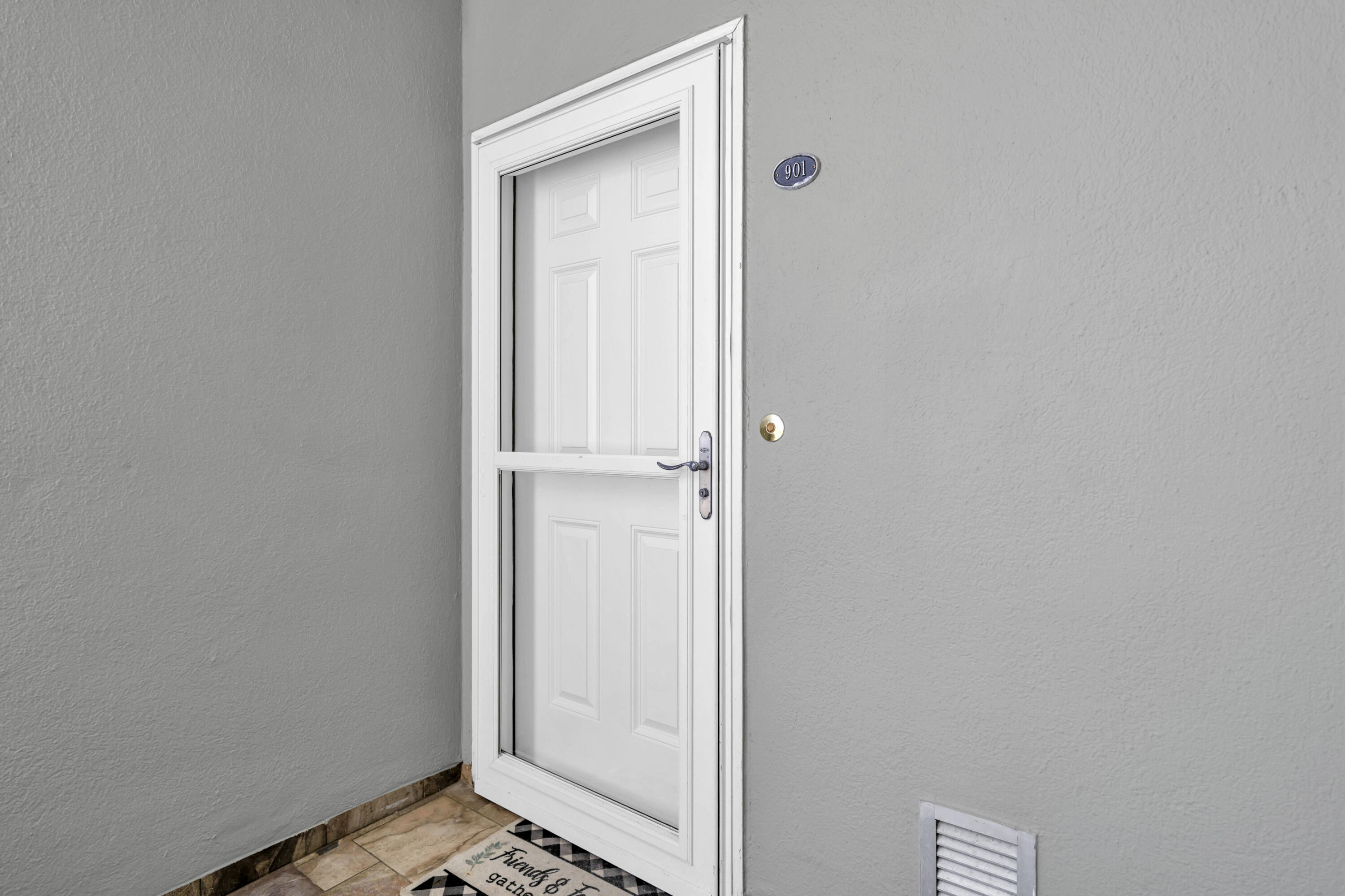 DESTIN YACHT CLUB - Residential Lease