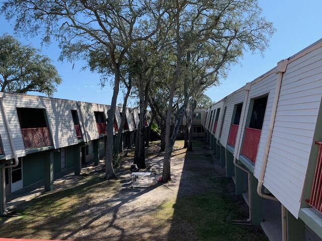 PIER ONE UNIT B220 - Residential