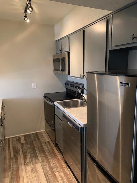 PIER ONE UNIT B220 - Residential