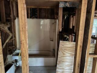 OAKWOOD HILLS UNIT 3 - Residential