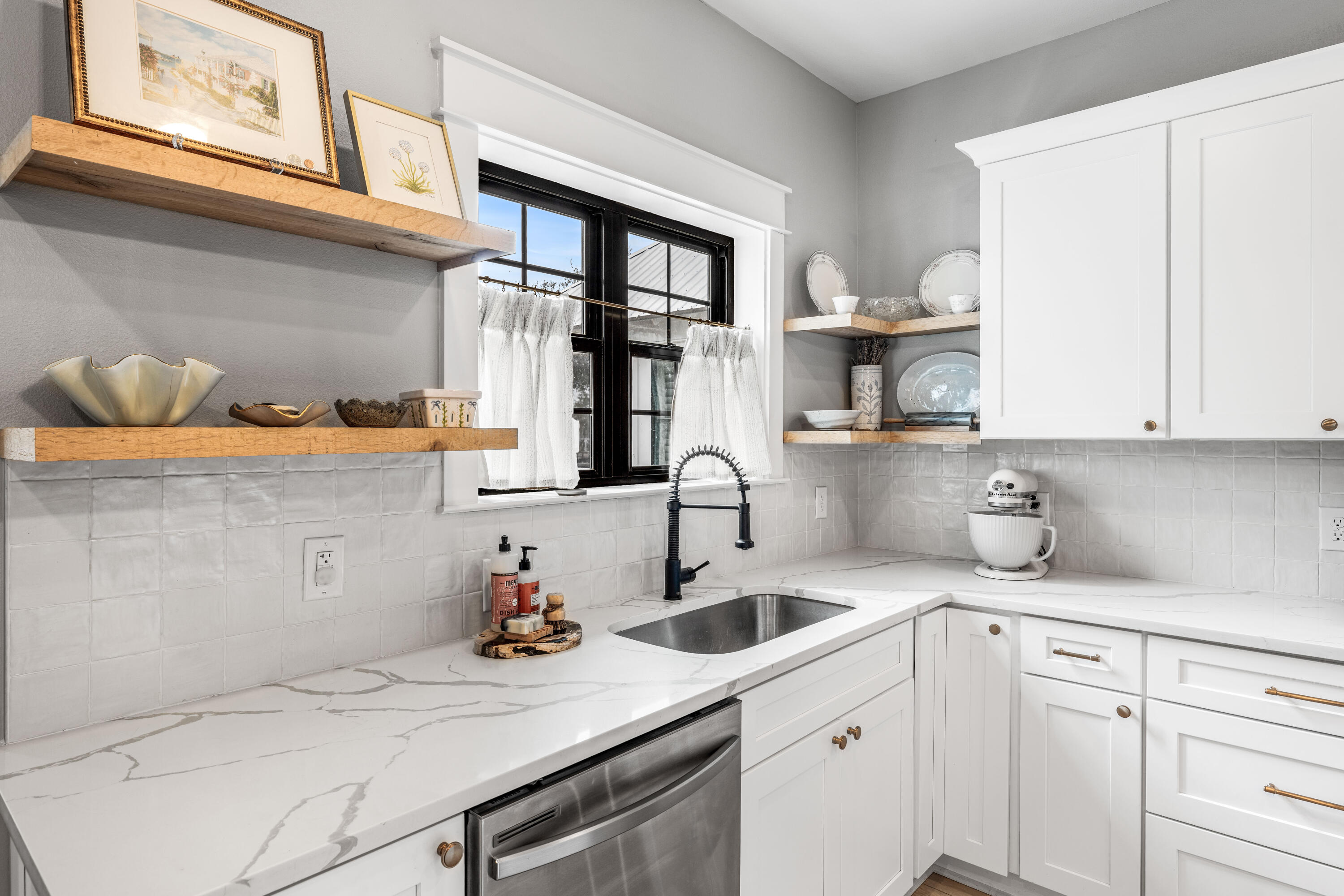 GRAYTON BAYOU - Residential