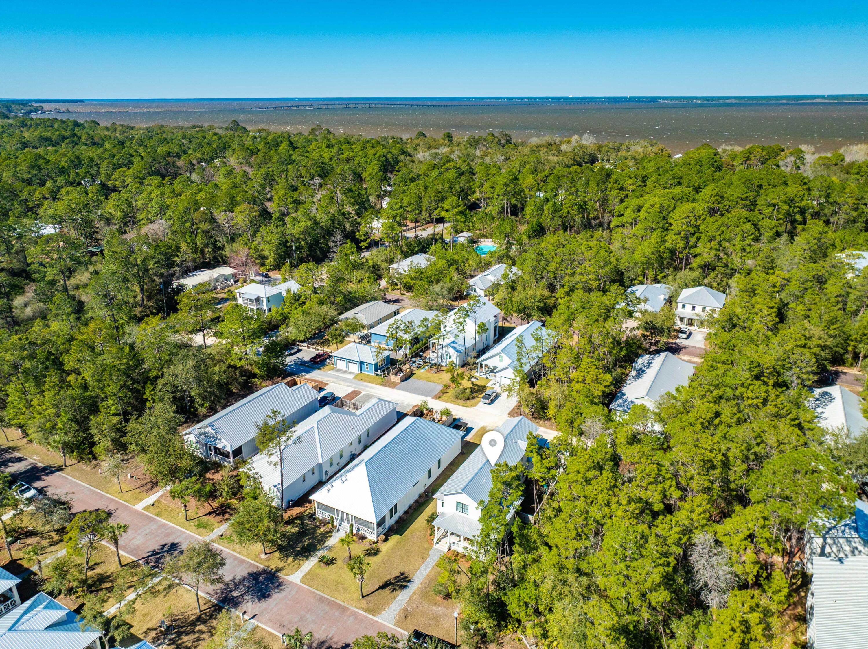 GRAYTON BAYOU - Residential