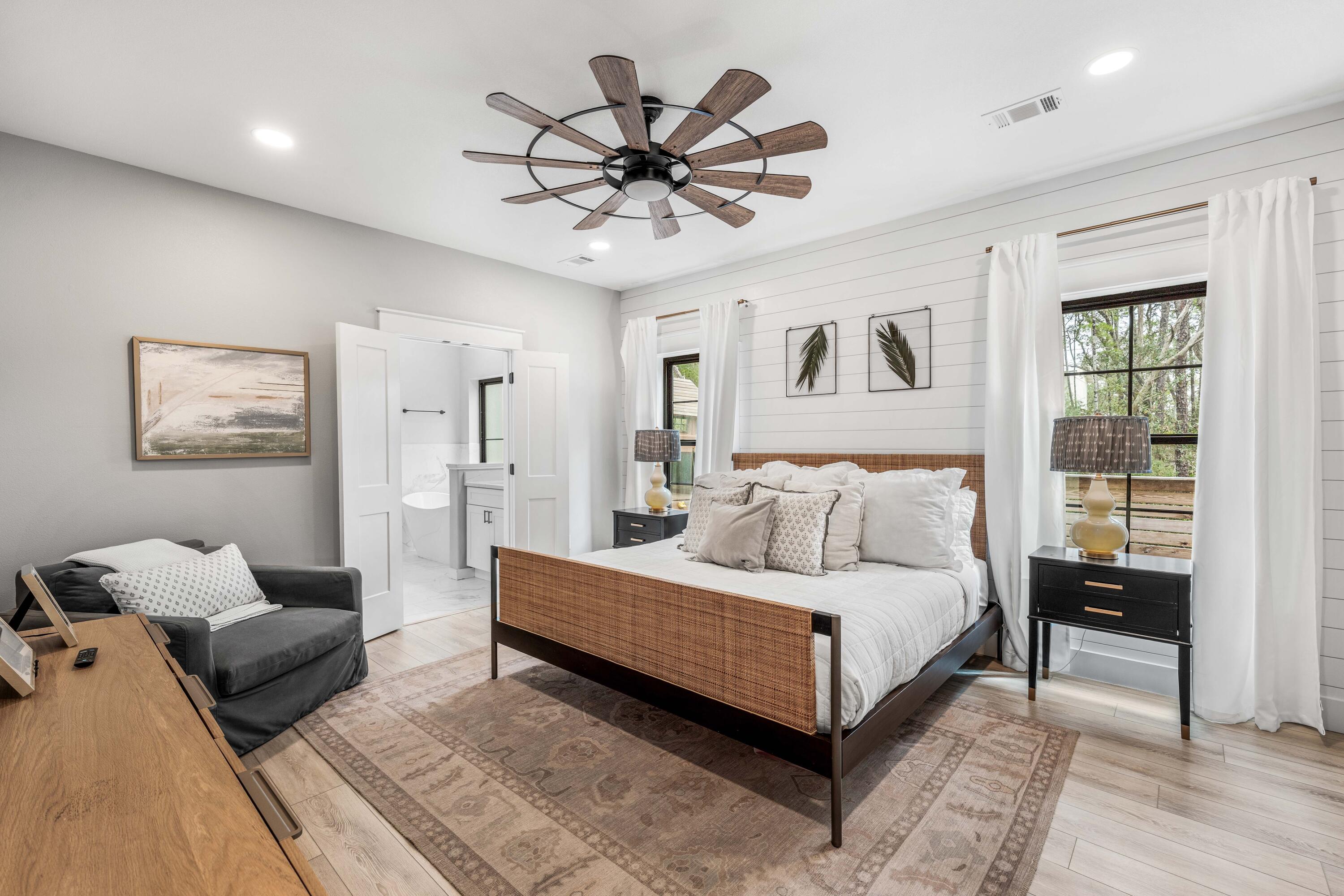 GRAYTON BAYOU - Residential