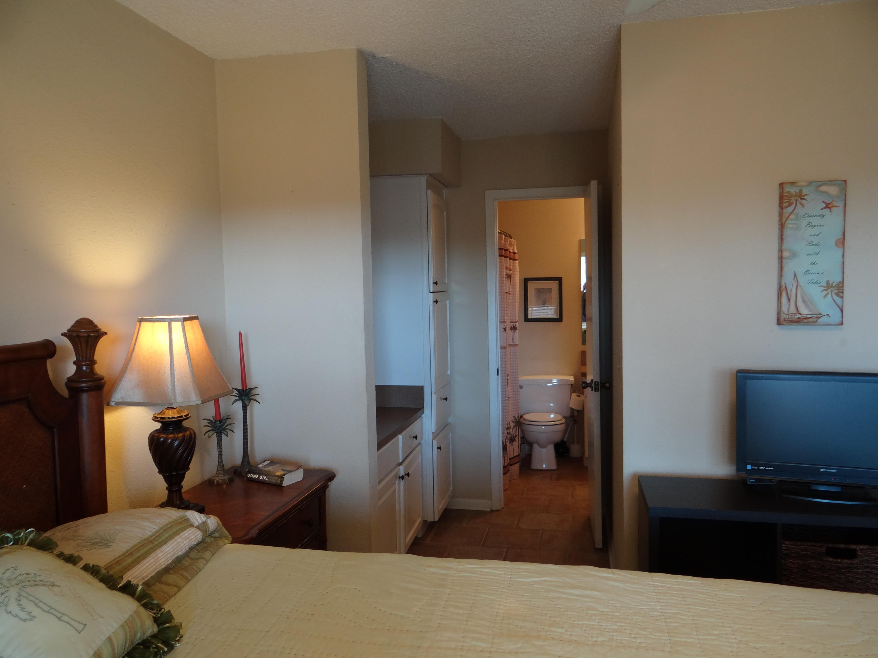 BEACHWALK CONDO BLDG 1 UNIT C ORB 3325 P 1370 2BR 2B 1208 H&C - Residential