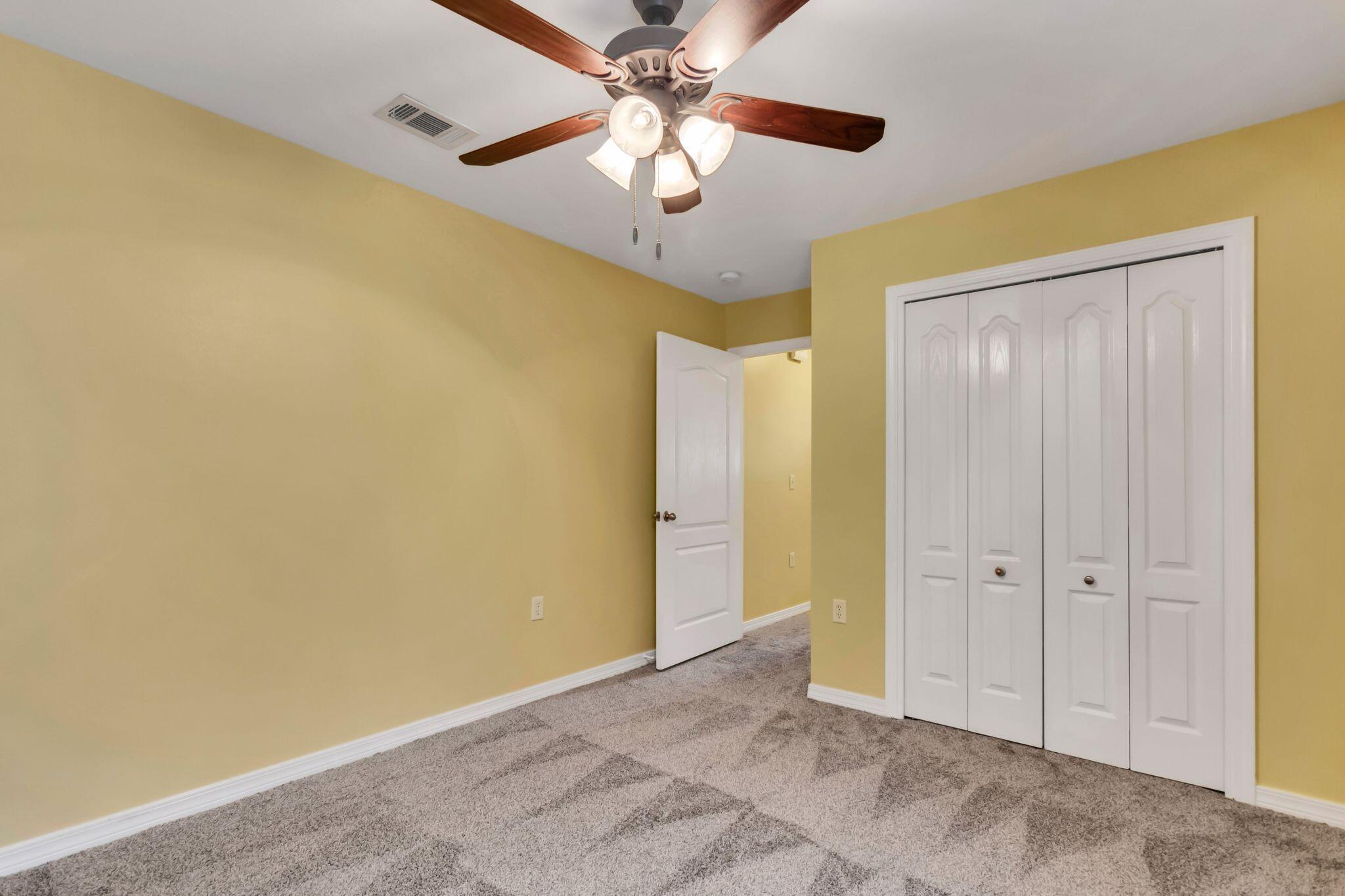 GARDEN CITY - Residential Lease