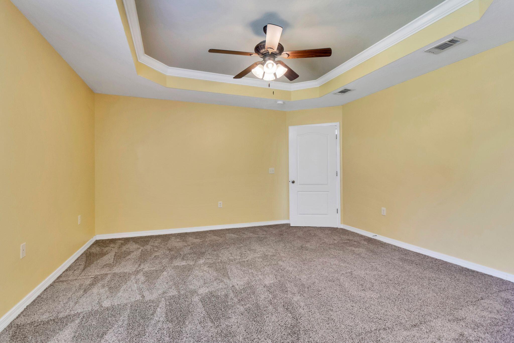 GARDEN CITY - Residential Lease