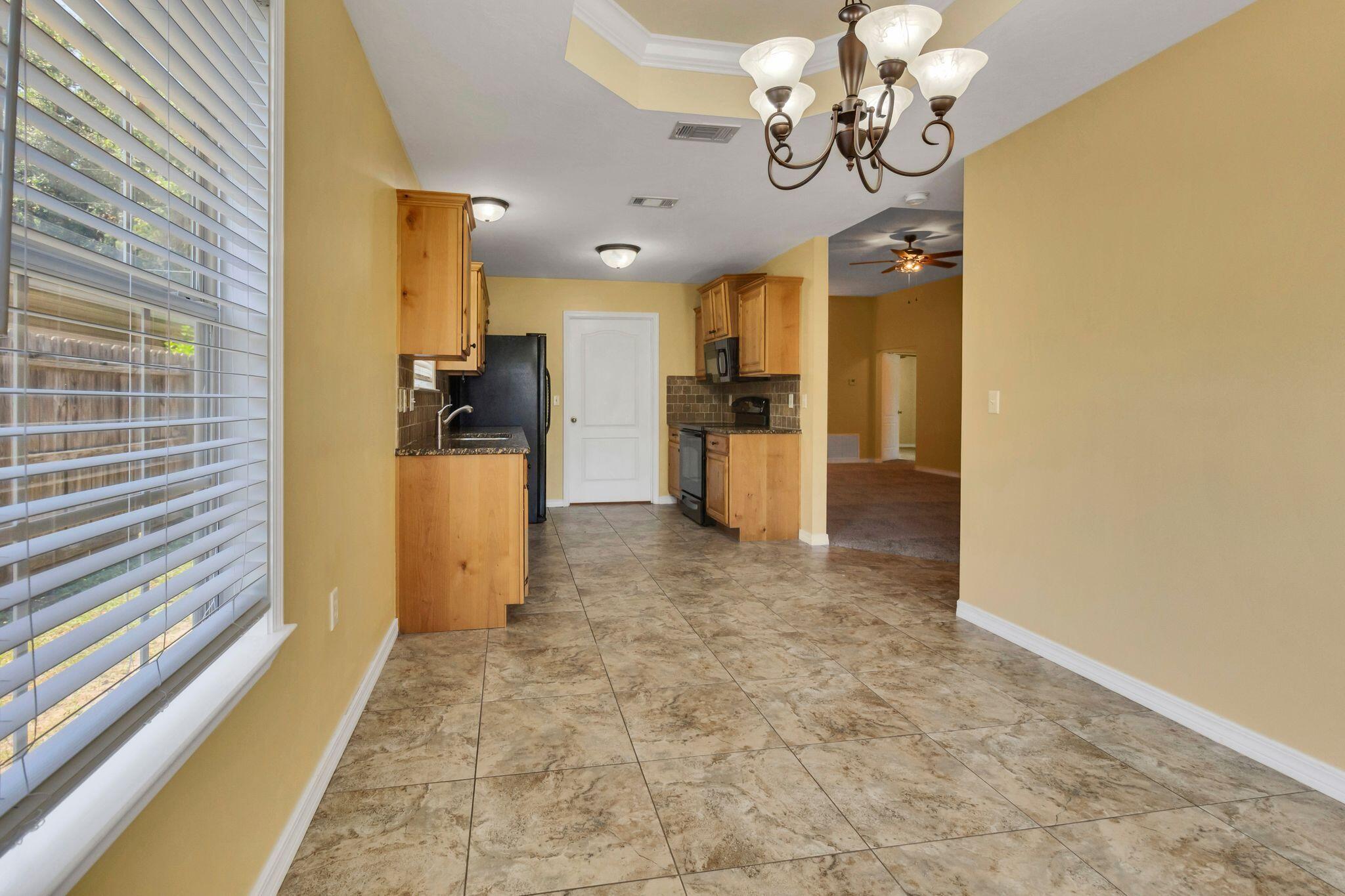 GARDEN CITY - Residential Lease