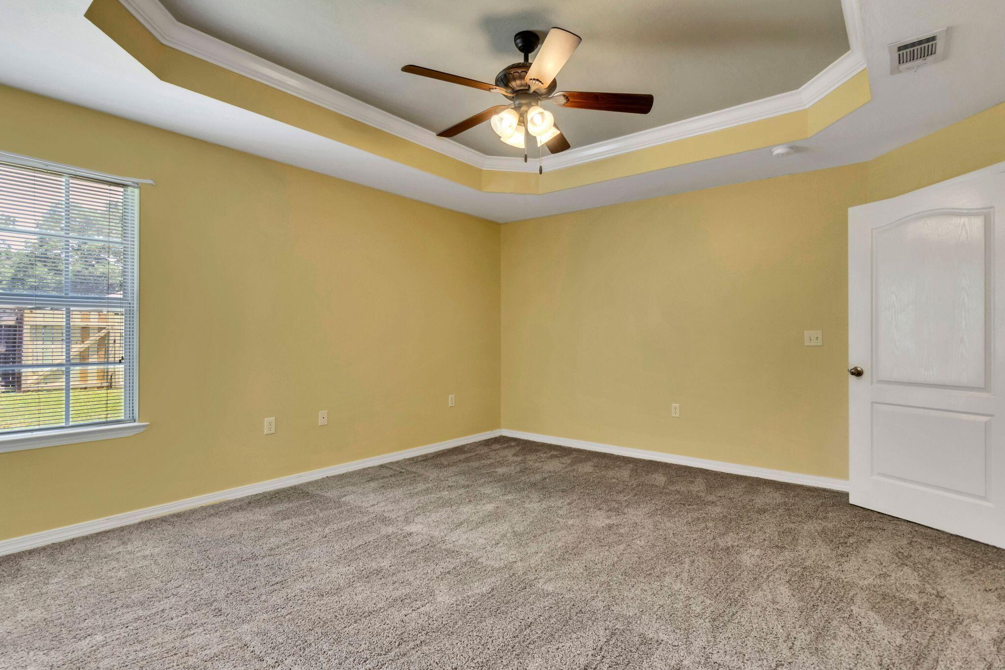 GARDEN CITY - Residential Lease