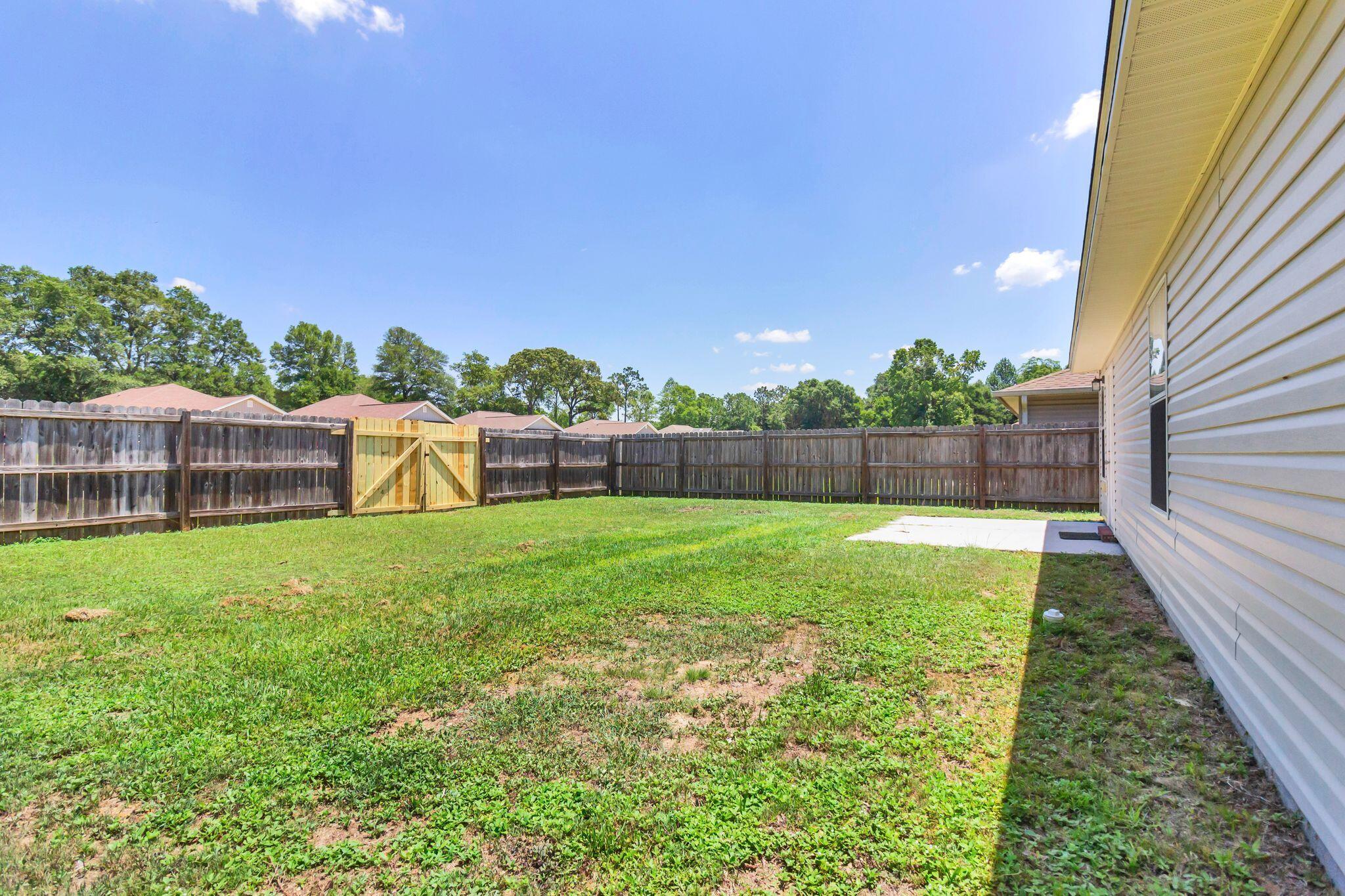 GARDEN CITY - Residential Lease