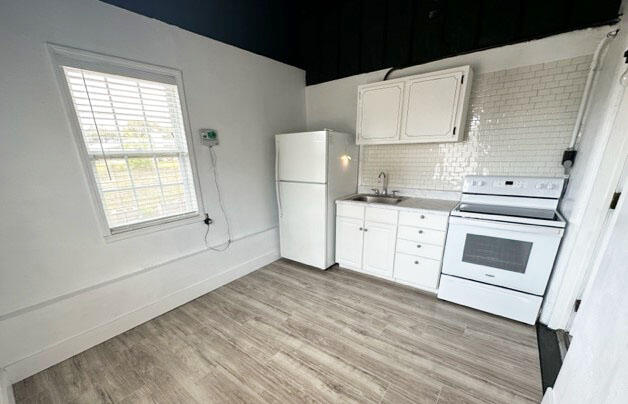 DUNE ALLEN - Residential Lease