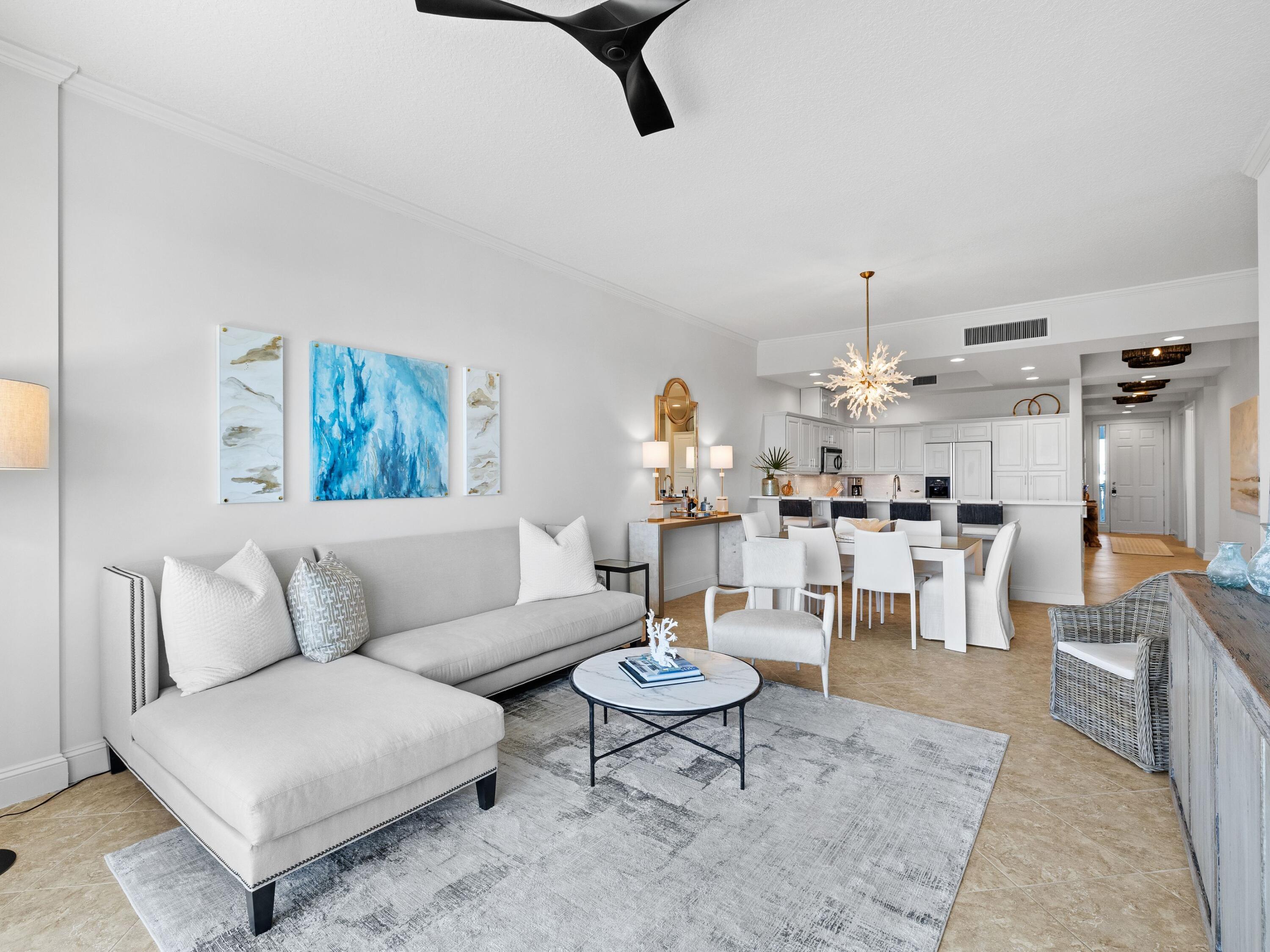 ALEXANDER AT PALM COURT - Residential