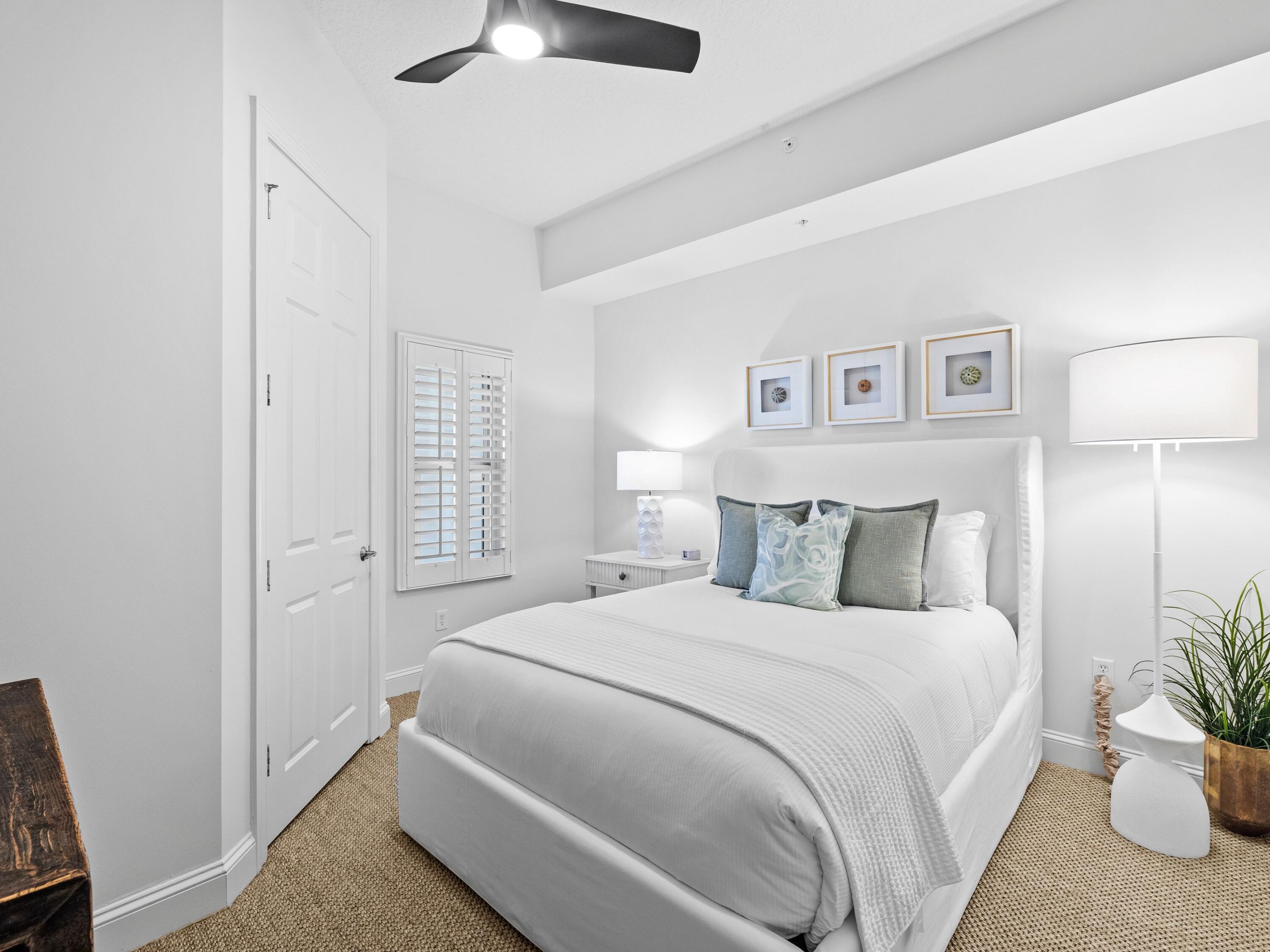 ALEXANDER AT PALM COURT - Residential
