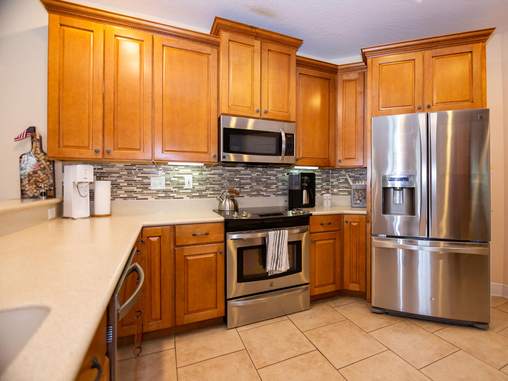 CHARDONNAY ESTATES - Residential