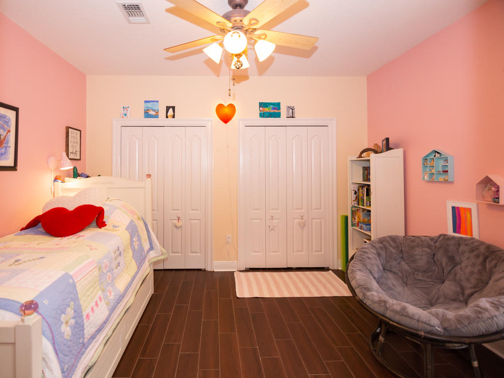 CHARDONNAY ESTATES - Residential