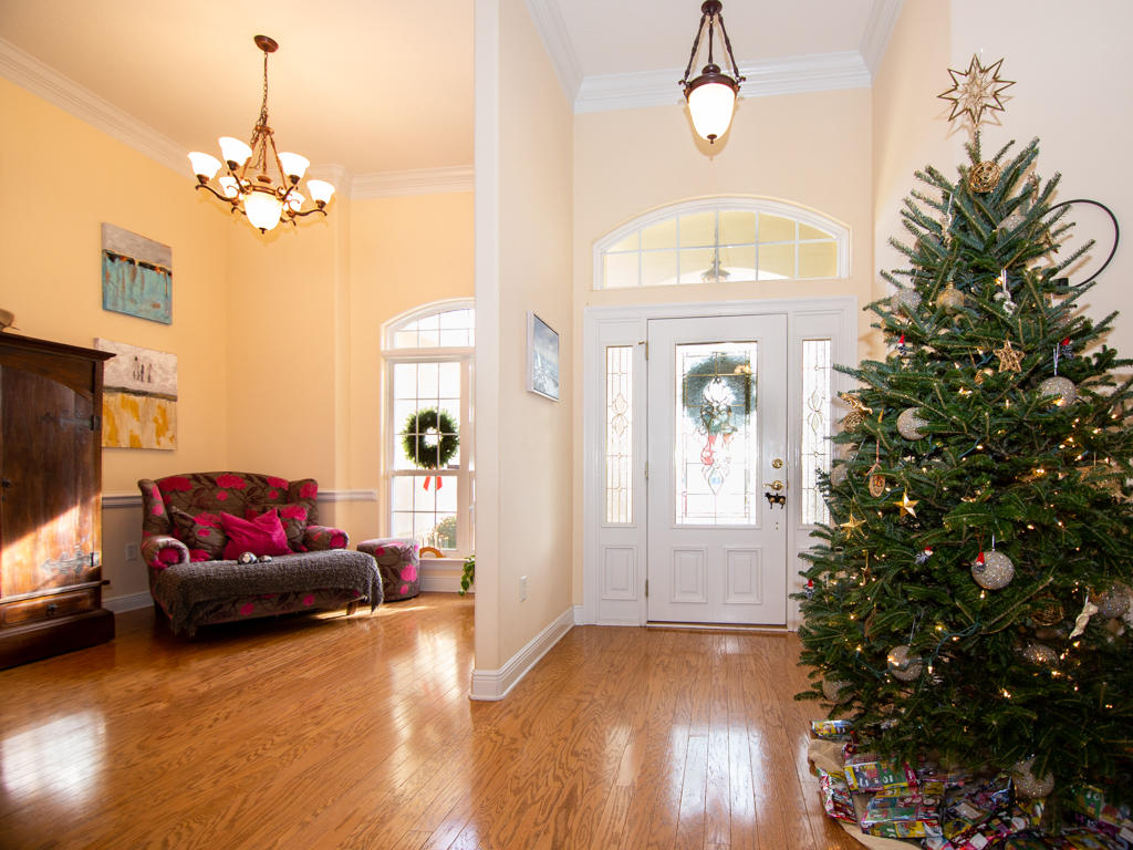 CHARDONNAY ESTATES - Residential