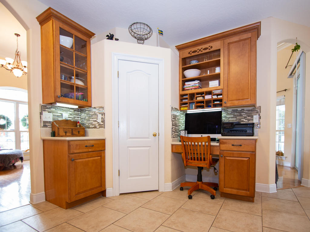 CHARDONNAY ESTATES - Residential