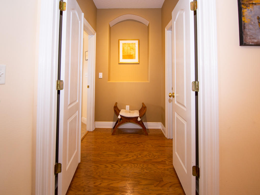 CHARDONNAY ESTATES - Residential