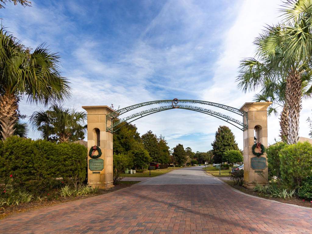 CHARDONNAY ESTATES - Residential