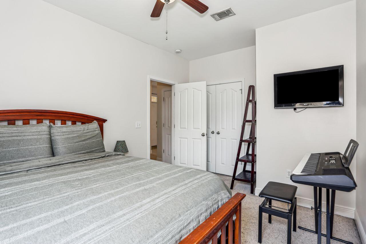 ROLLING RIDGE S/D - Residential