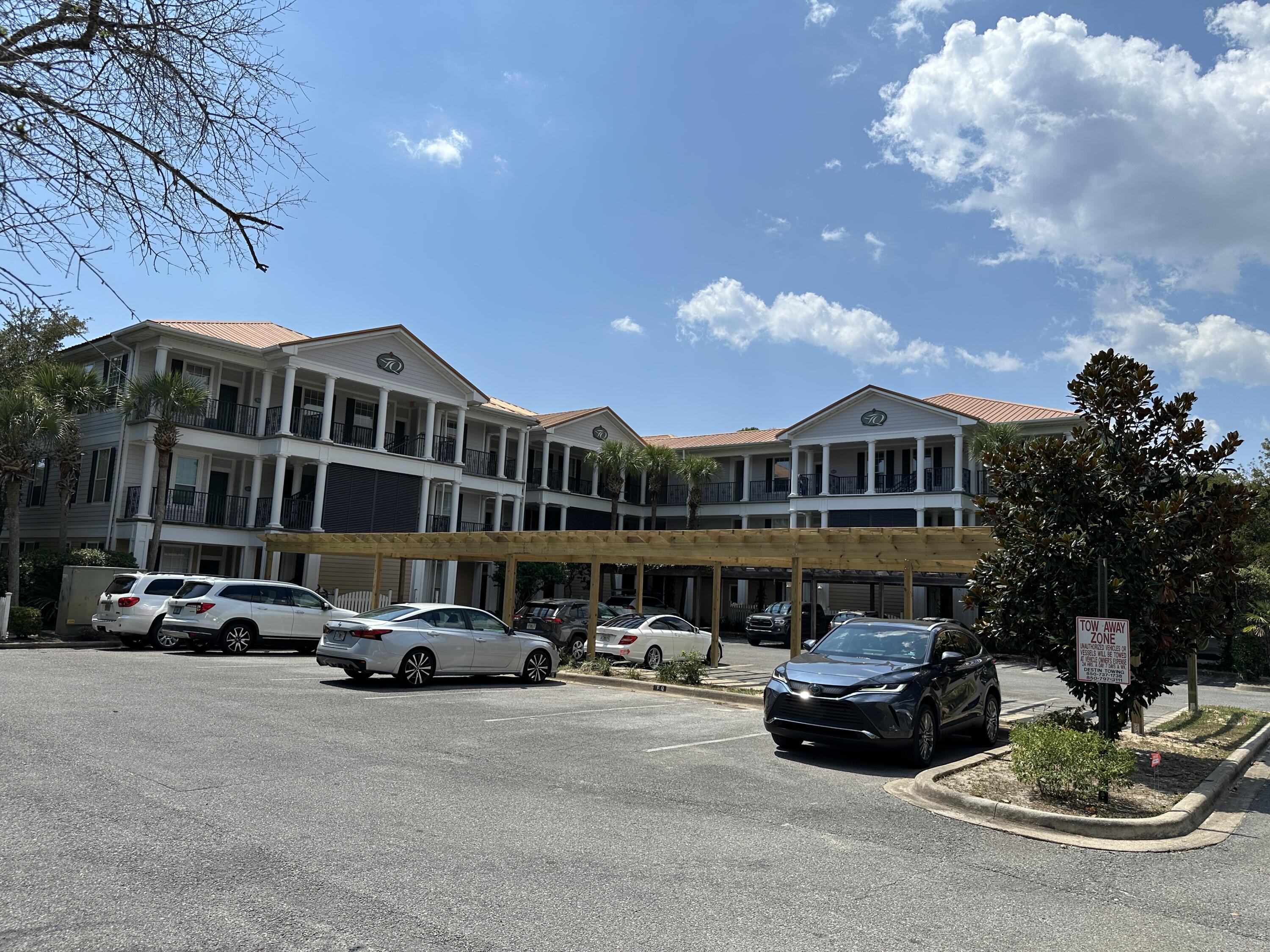 FRENCH QUARTERS - Residential