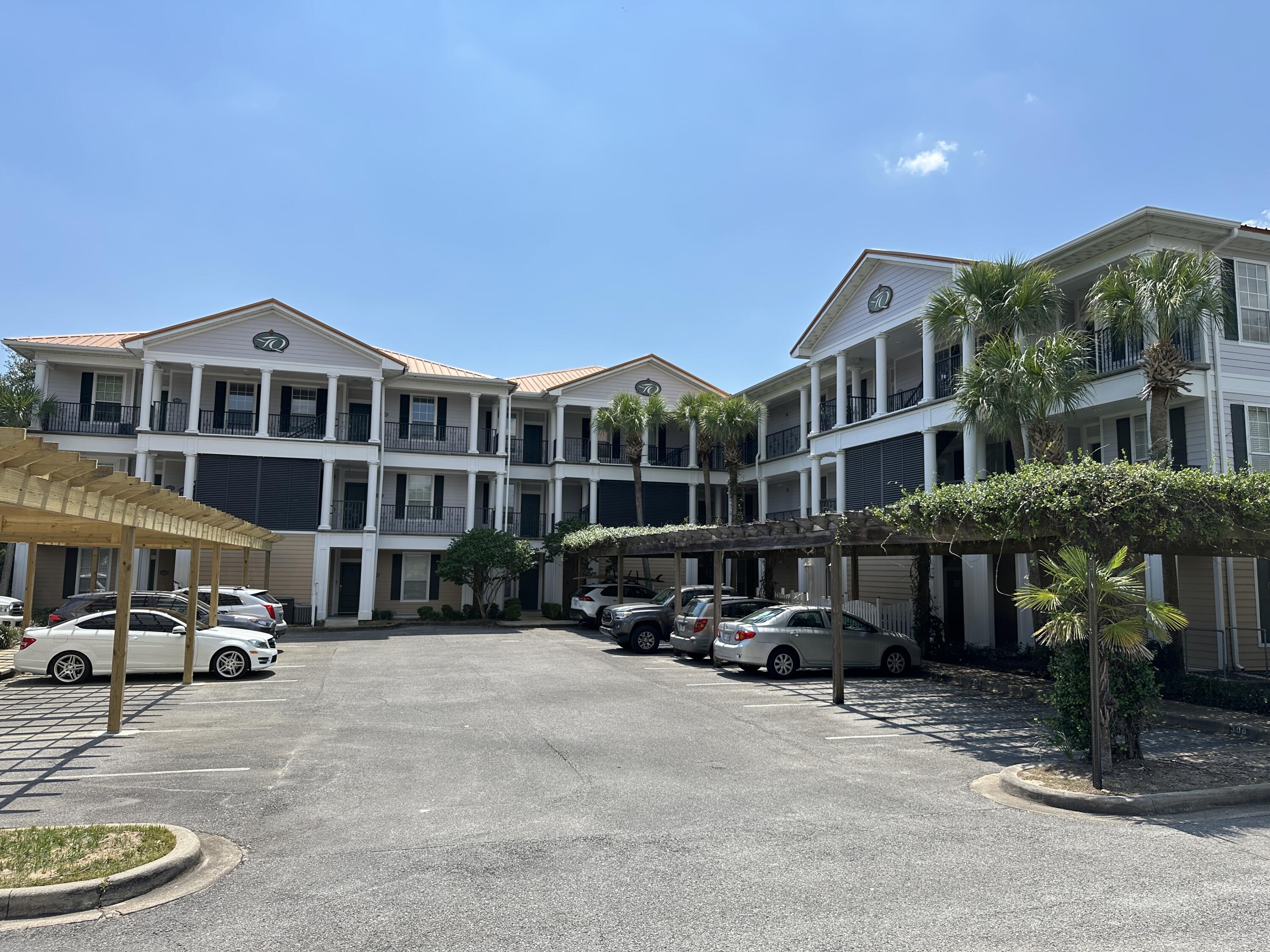 FRENCH QUARTERS - Residential