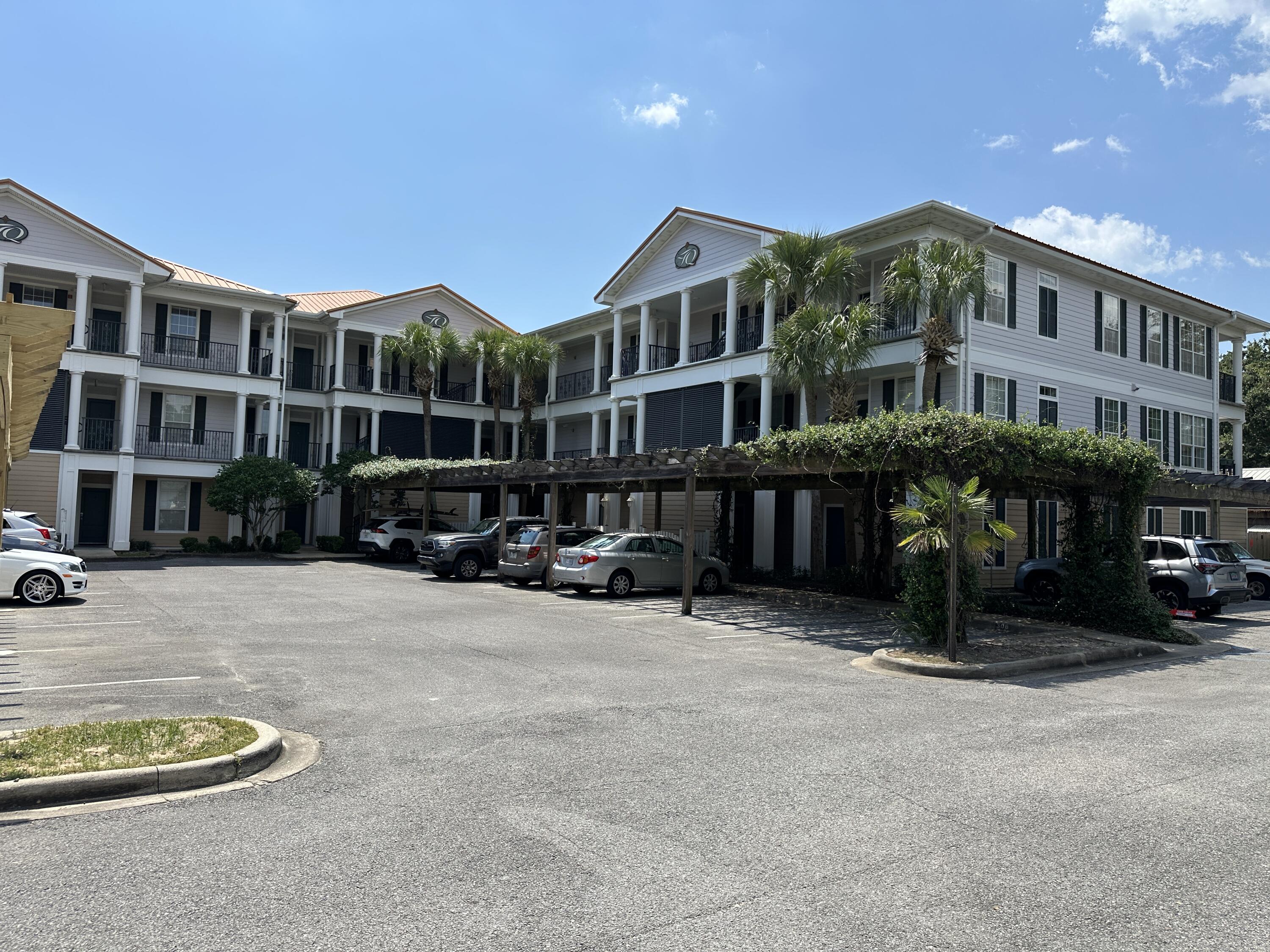 FRENCH QUARTERS - Residential