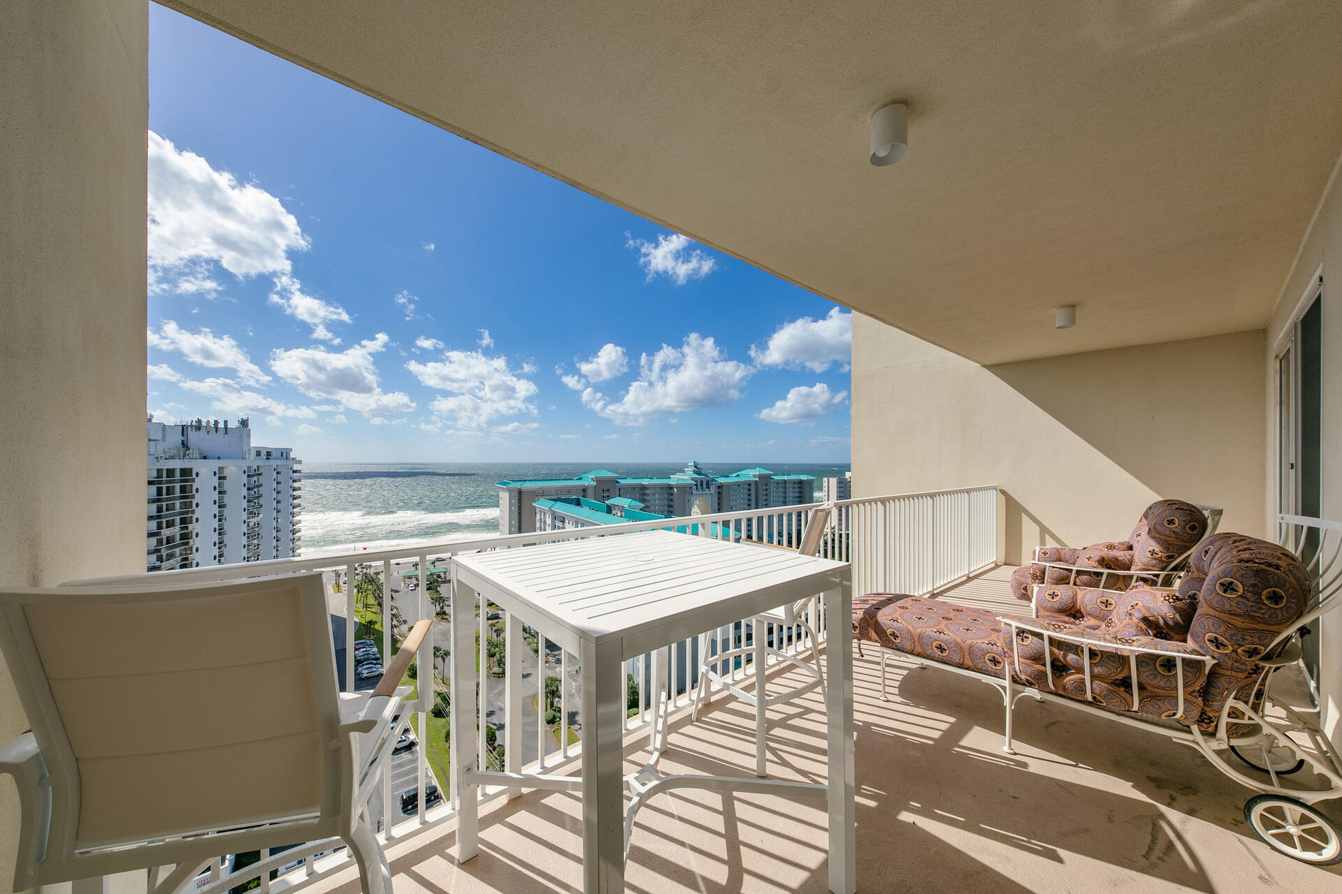 ARIEL DUNES - Residential